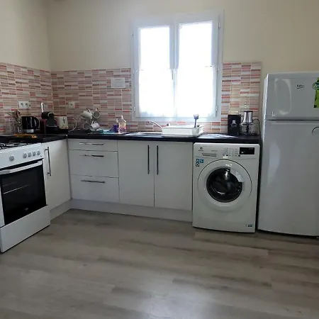 L'alambic 度假居 Gondeville